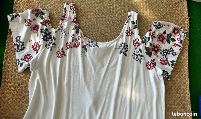 Top femme taille 54 / 56 (image 2)