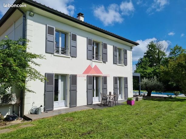 Propriété 6 pièces 166 m²