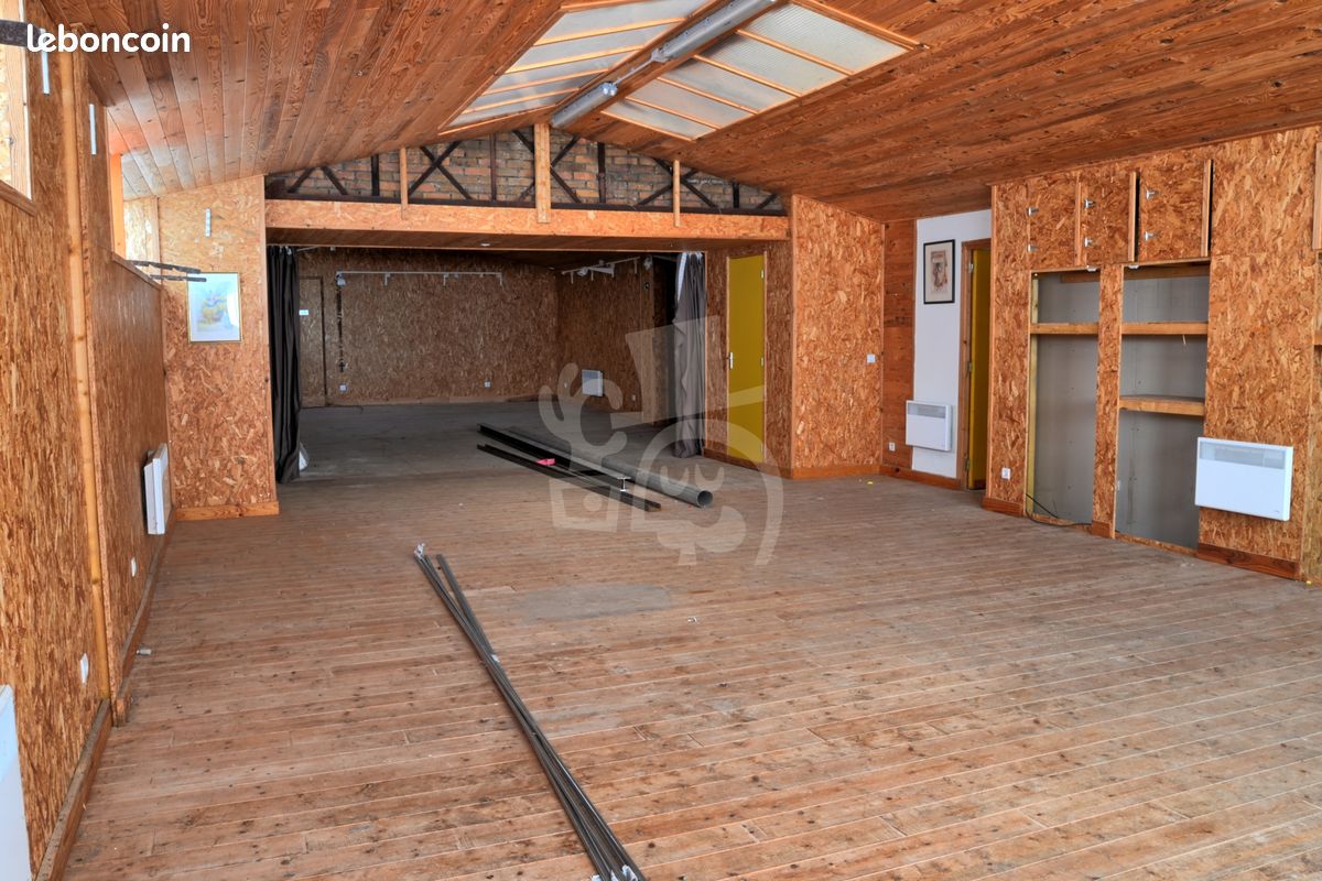 Inconnu 4 pièces 206 m² (image 3)