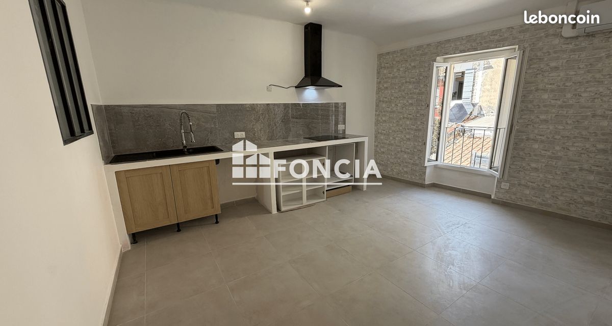 Appartement 1 pièce 45 m² · à Lamanon · 45 m² · 680 €/mois