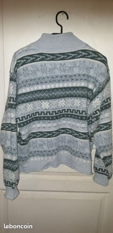 Pull T2 ou 38 (image 2)