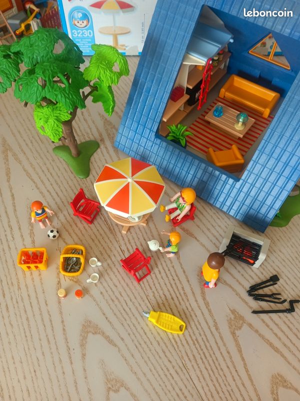 Playmobil 3230 - Maison De Vacances Avec Jardin, Famille Et Barbecue (neuf, Boîte D'origine)