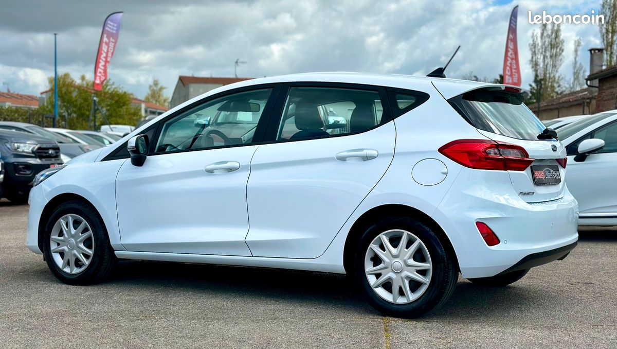 Ford Fiesta 1,0 ECOBOOST 95CV CONNECT BUSINESS GPS CARPLAY + CLIMATISATION + BLUETOOTH + RADARS AR (image 5)