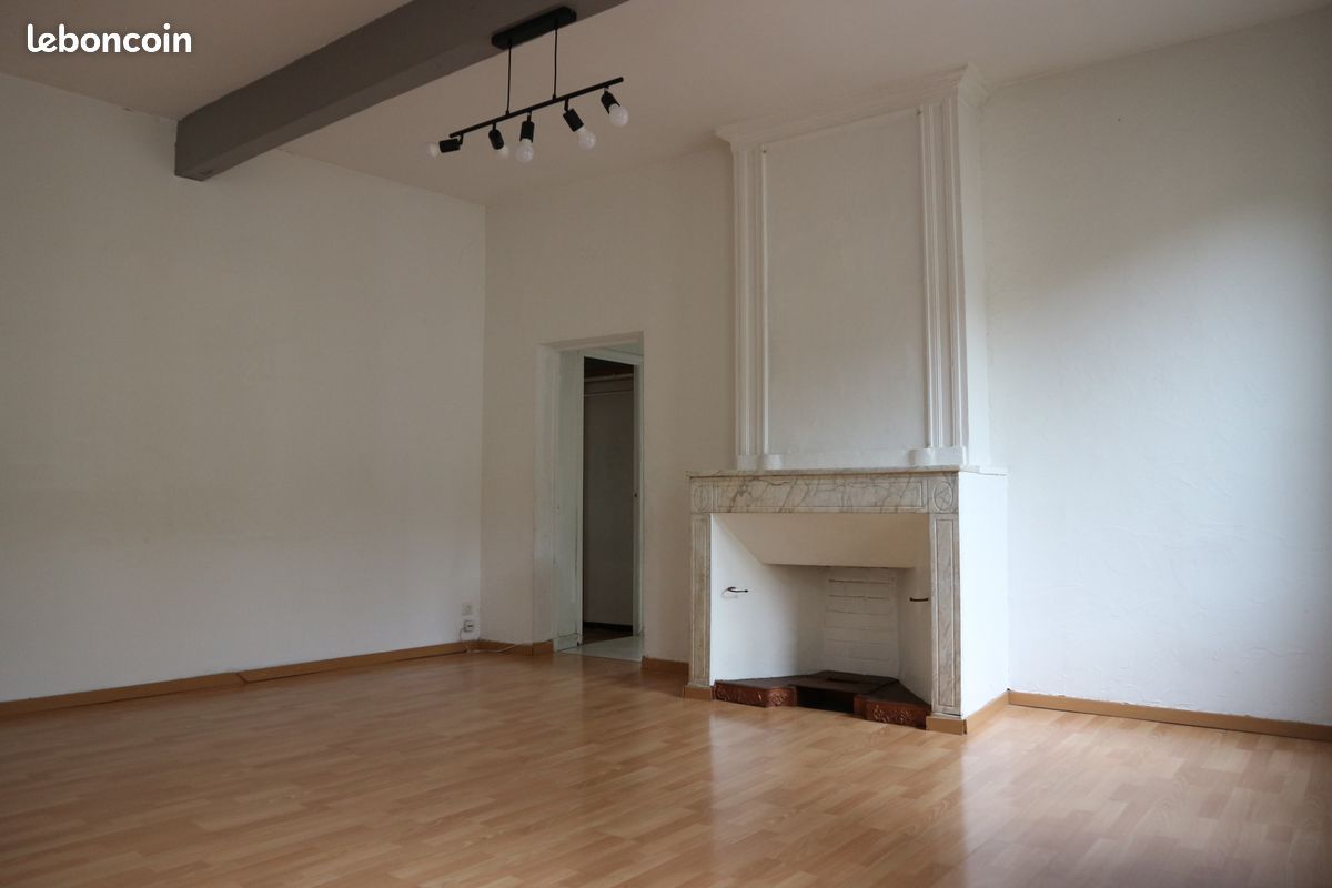 Maison 4 pièces 107 m² · à Nîmes · 107 m² · 820 €