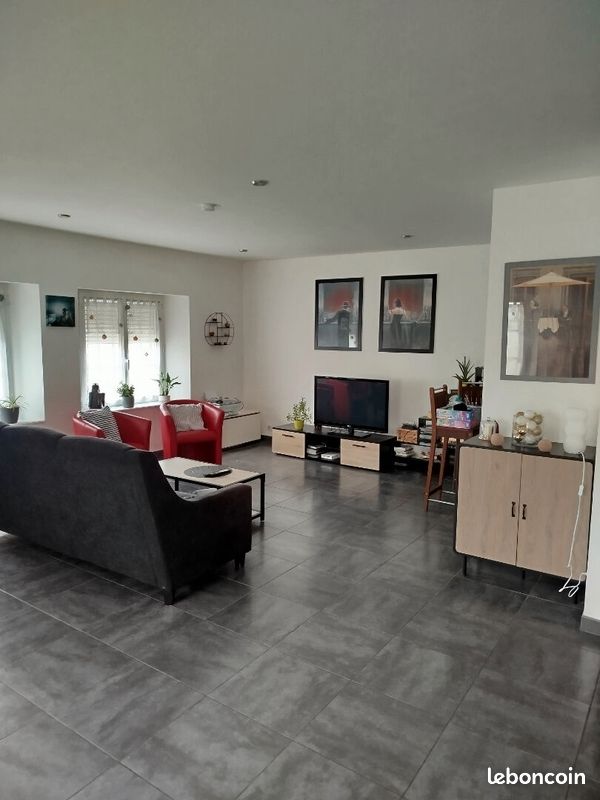 Maison 12 pièces 268 m² · à Moutiers-les-Mauxfaits · 268 m² · 299 250 €