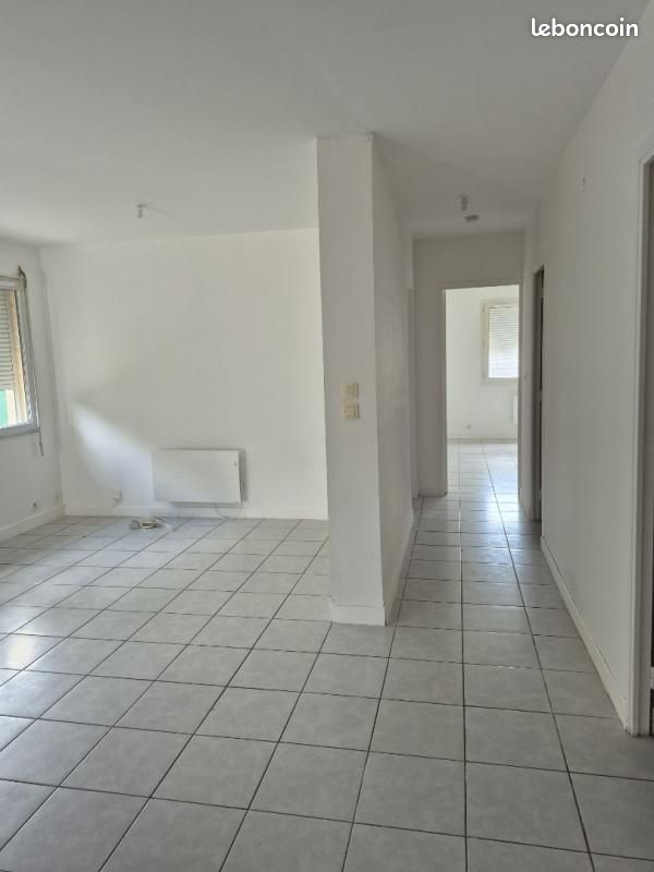 Appartement 3 pièces 71 m² · à Pont-À-Vendin · 71 m² · 580 €