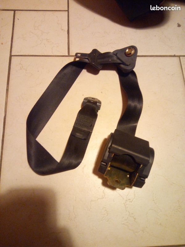 Ceinture sécurité arrière gauche Renault twingo phase