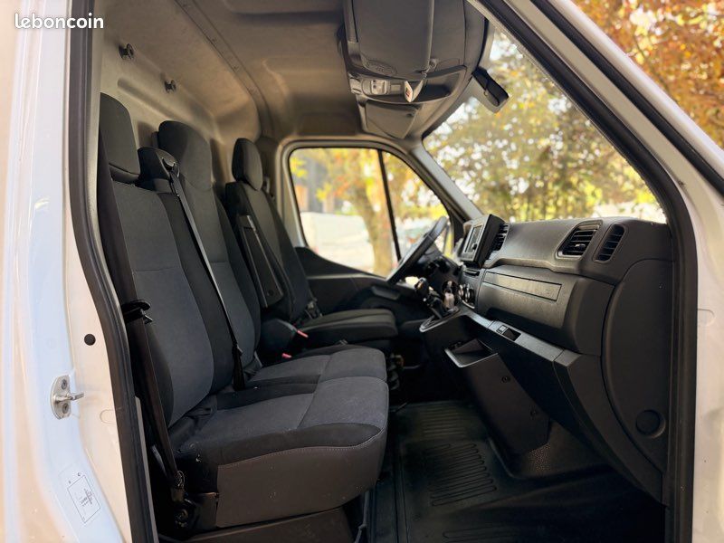 Renault master l2h2 2,3 dci 135 grand confort fgn trac 2020 – photo 9