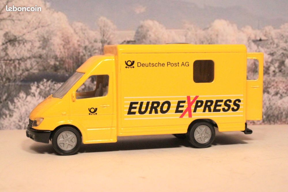 Miniature Mercedes Sprinter La Poste Suisse (Die Post) - Échelle 1/43, Modèle D21, Occasion