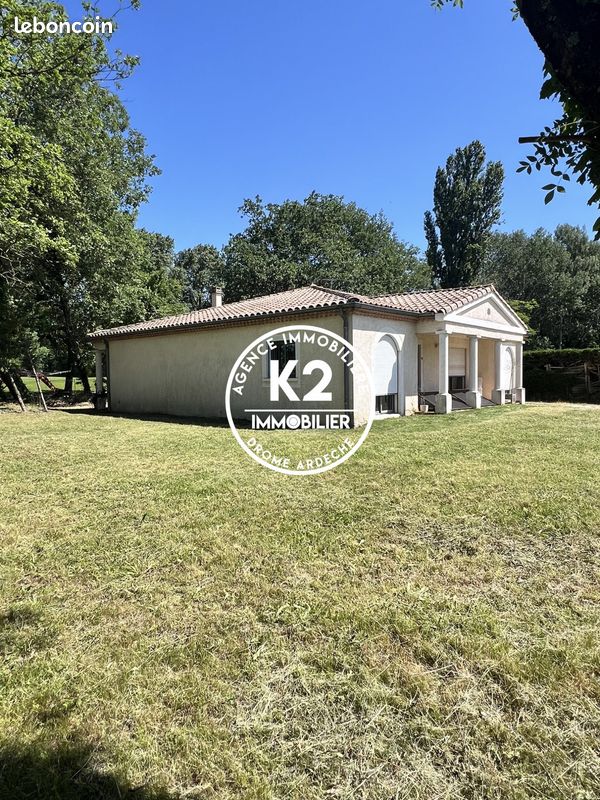 Maison 5 pièces 120 m² · à Montboucher-sur-Jabron · 120 m² · 370 000 €