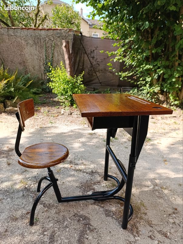 Pupitres d'école ancien (image 2)