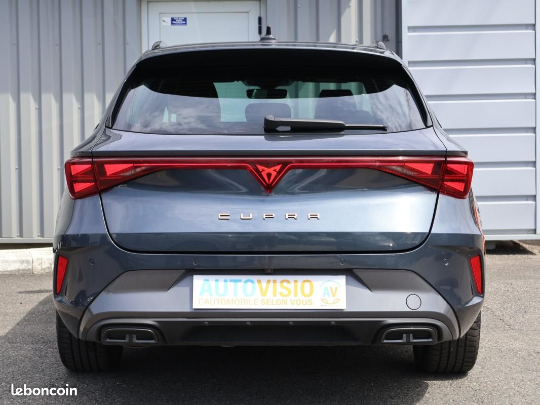Cupra Leon SPORTSTOURER 1.5 eTSI Hybrid 150 ch DSG7 V (image 5)