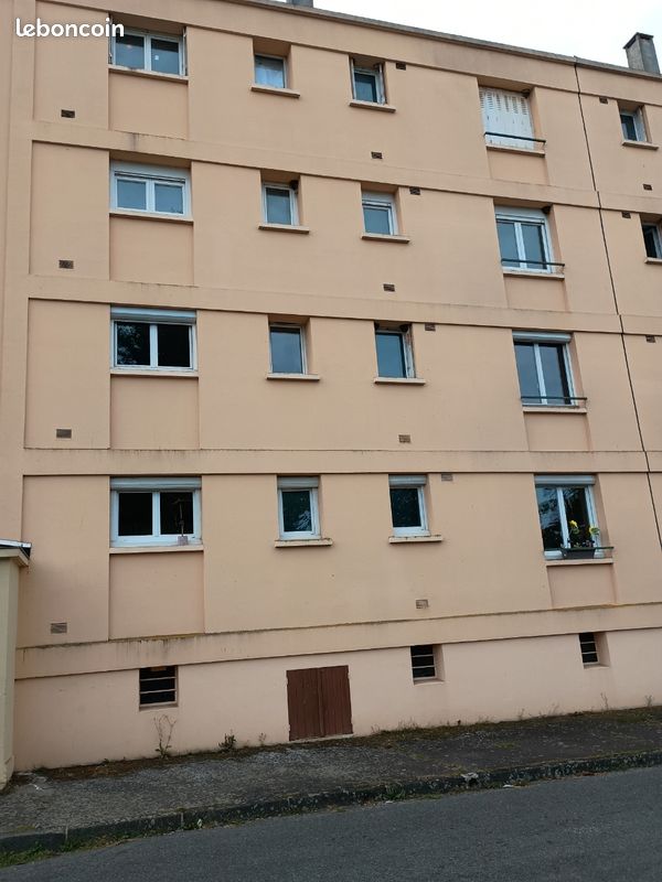 Appartement 4 pièces 68 m² · à La Neuve-Lyre · 68 m² · 52 000 €