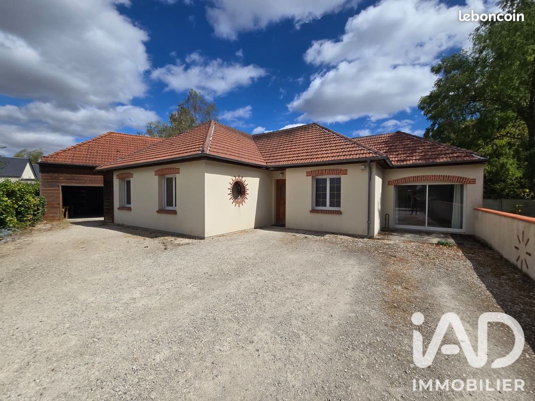 Maison 6 pièces 117 m² · à Saint-Jean-de-la-Ruelle · 117 m² · 314 990 €