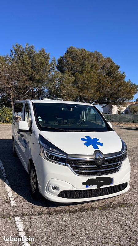 Ambulance renault trafic l1h1 150 cv bm (image 1)