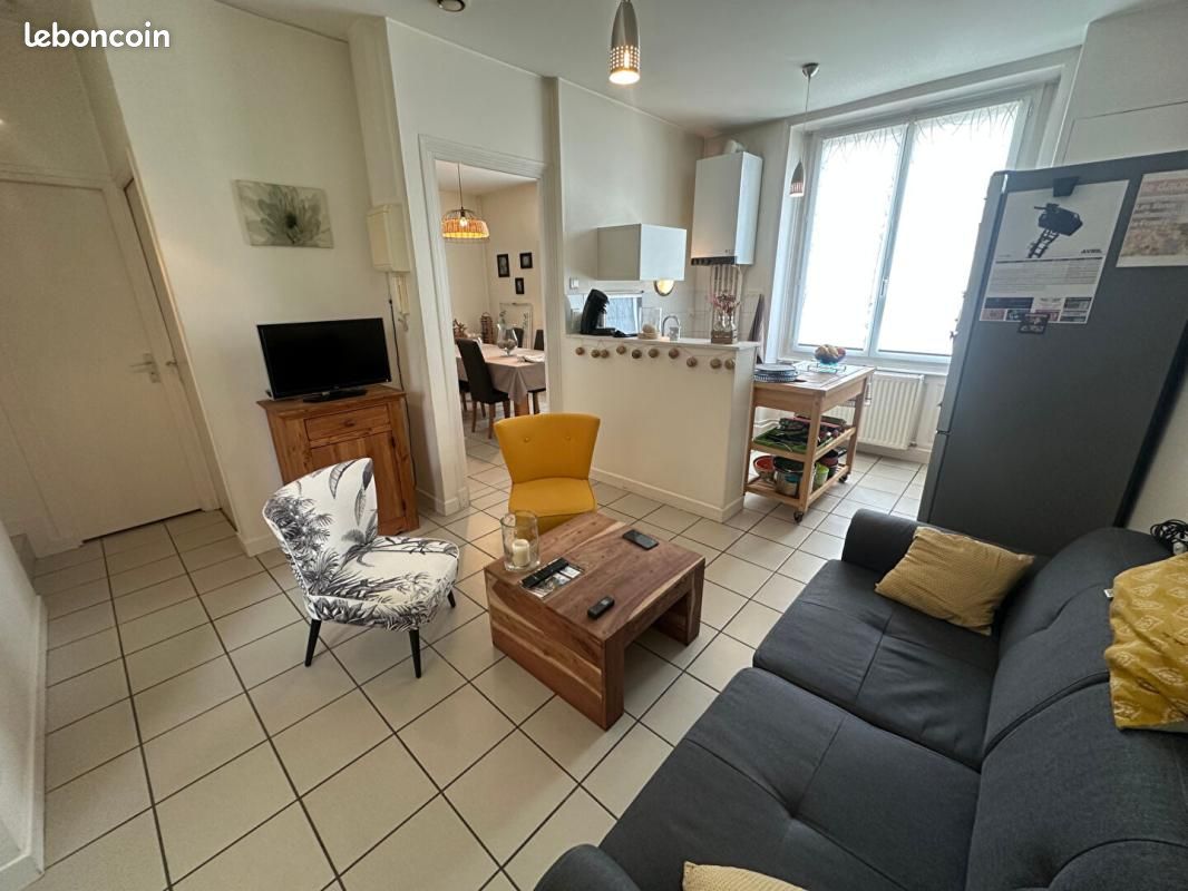 Local commercial 209 m² · à Roanne · 209 m² · 273 000 €