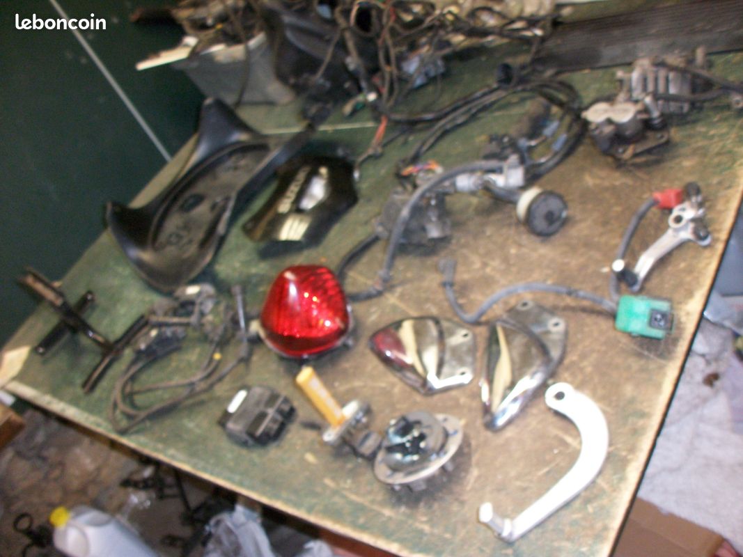 600 gsxf pieces (image 2)