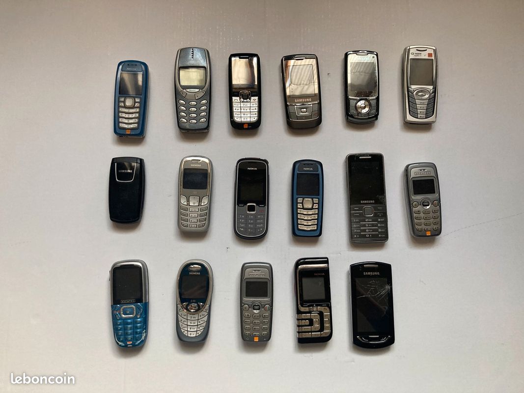 Lot de 17 téléphones pour pièces (image 1)