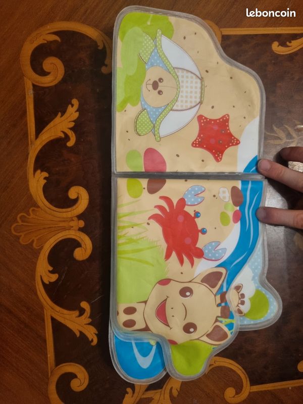 Livre de bain Sophie la girafe (image 2)