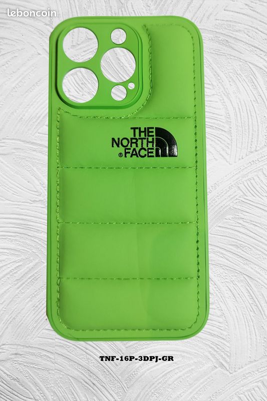 The North Face Puffer Jacket Coque Verte pour Apple Iphone 16