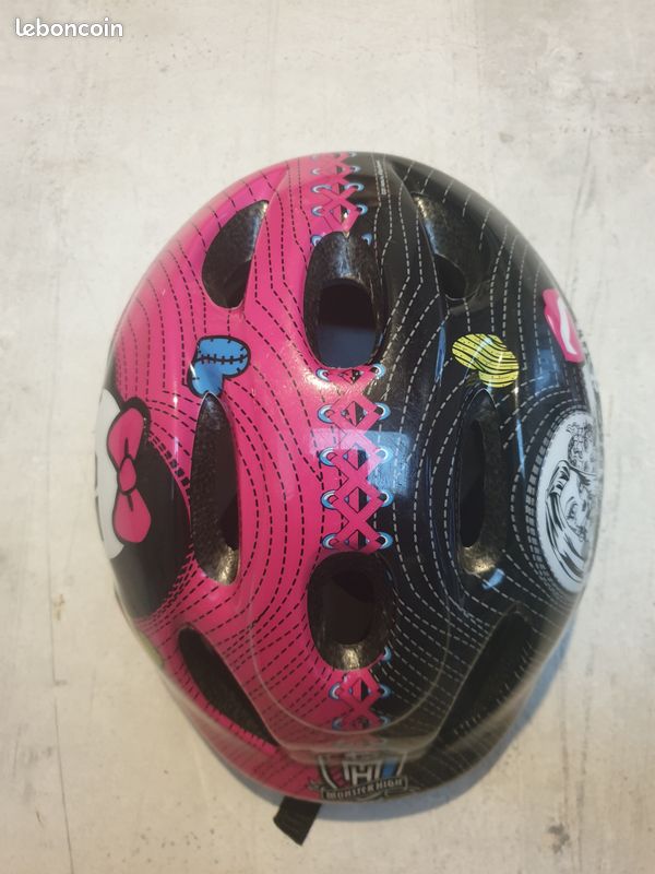 Ensemble casque plus genouillères et coudieres Monster High (image 1)