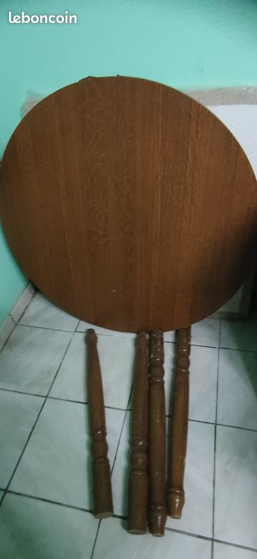 Table de cuisine (image 1)