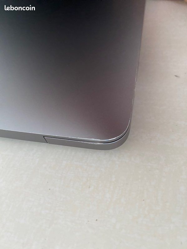 MacBook Pro 13 pouces 2019 (image 10)