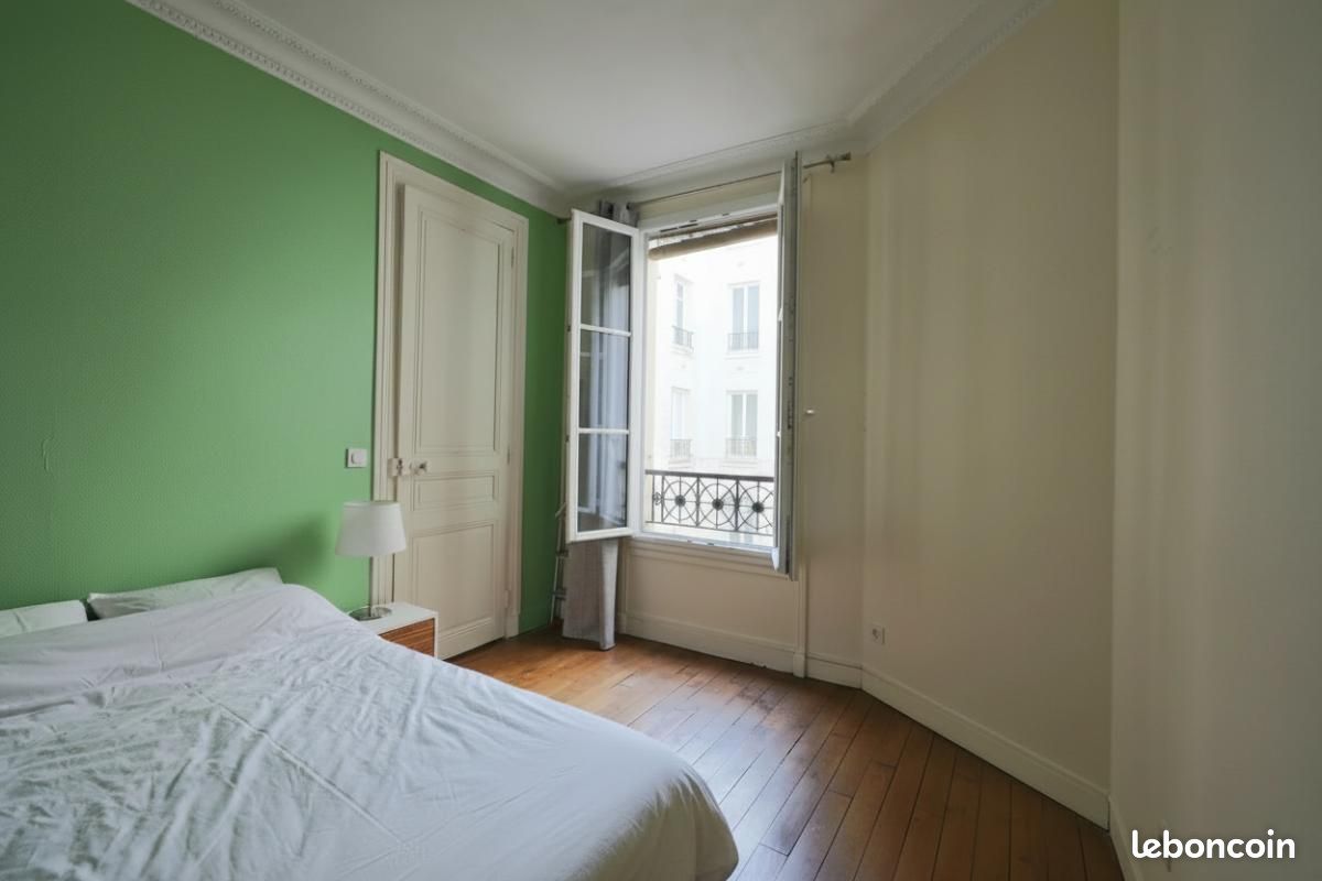 Appartement 2 pièces 31 m² · à Paris · 31 m² · 318 000 €