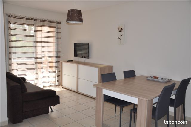Appartement 2 pièces 46 m² · à Saint-Priest · 46 m² · 1 100 €
