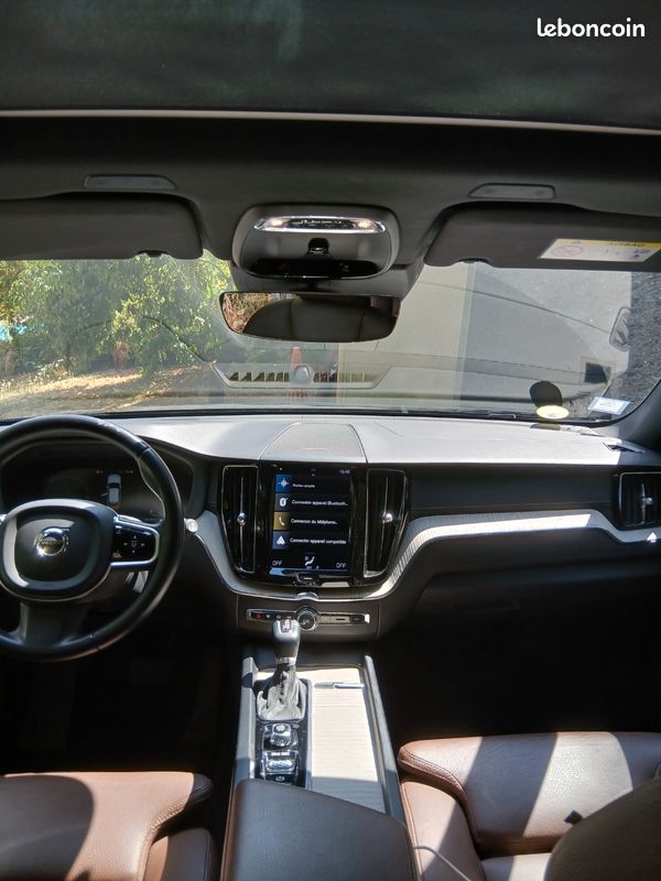 Volvo XC60 D4 190ch (image 3)