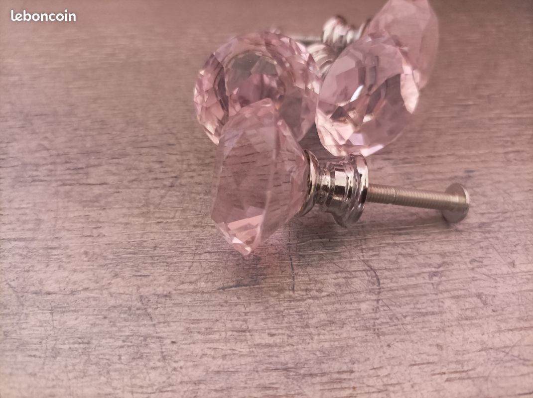 Boutons de meubles verre rose (image 2)