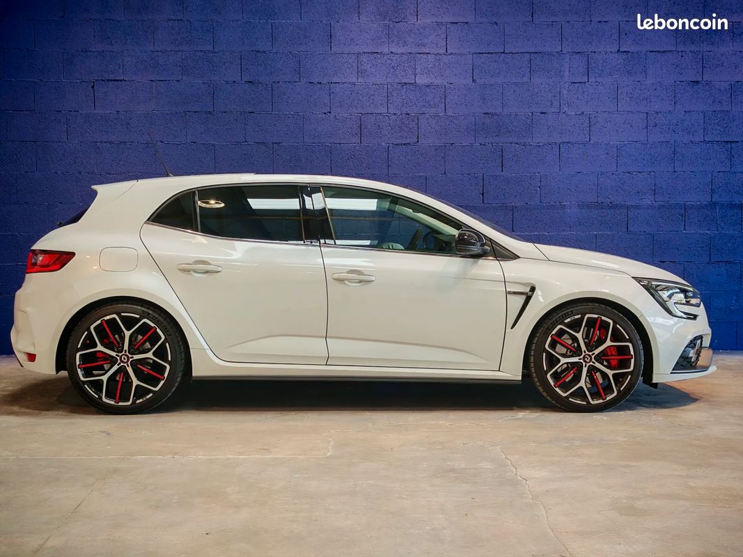 RENAULT Megane 1.8 300ch RS Trophy - 2019 - 48 872 km - CarPlay - Toit ouvrant - Boite mécanique (image 6)