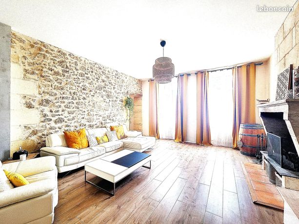 Maison 8 pièces 215 m²