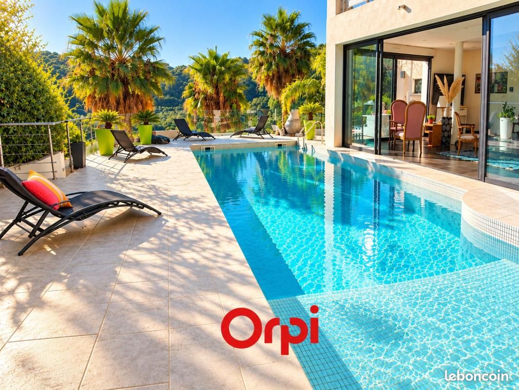 Appartement 4 pièces 157 m² · à Bandol · 157 m² · 799 000 €
