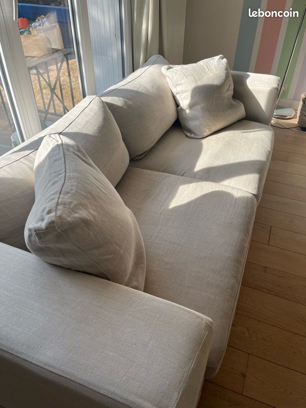 Canapé beige (image 1)