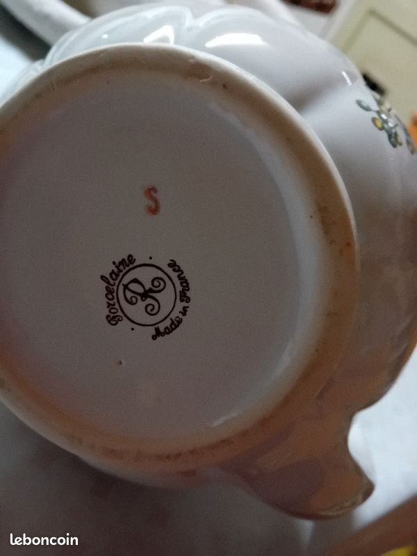 Pichet à eau en porcelaine (image 2)