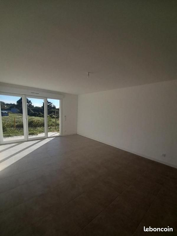 Appartement 3 pièces 65 m² · à Valréas · 65 m² · 850 €/mois