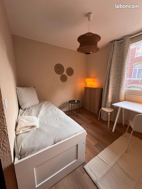 Appartement 1 pièce 16 m² · à Lille · 16 m² · 600 €