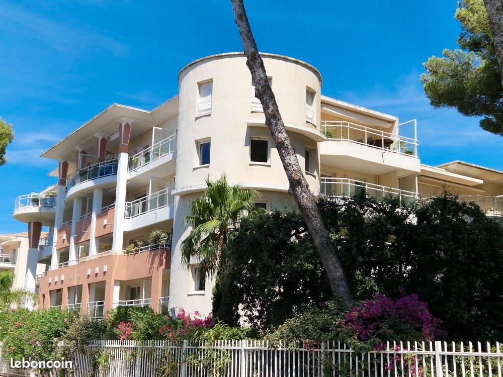 Appartement 4 pièces 91 m² · à Hyères · 91 m² · 855 000 €