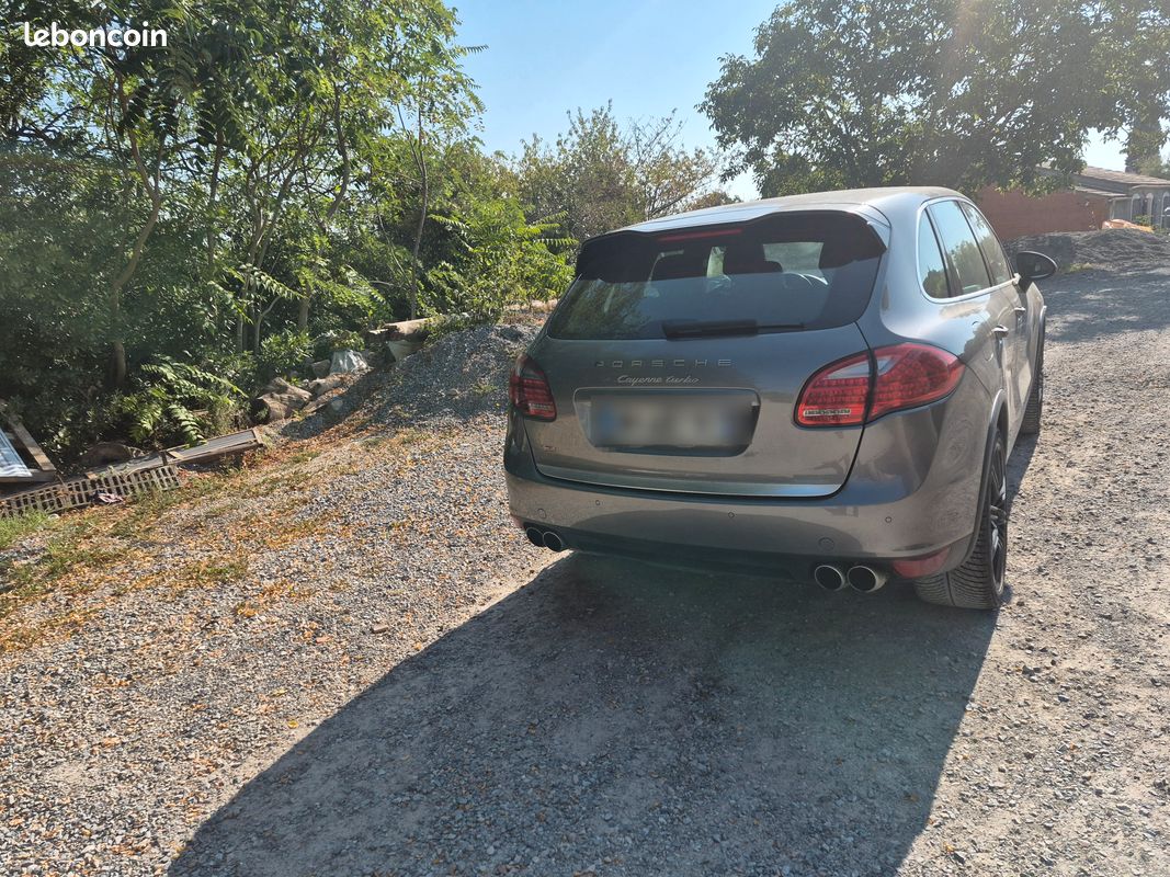 Porsche cayenne turbo (image 2)