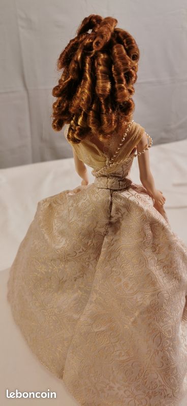 LIMITED ÉDITION Lady Camille Barbie The Portrait Collection 