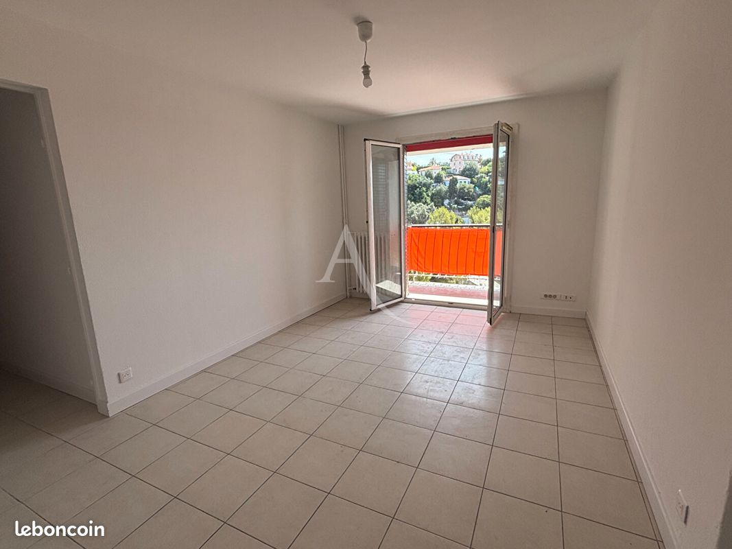 Appartement 4 pièces 69 m² · à Nice · 69 m² · 979 €/mois