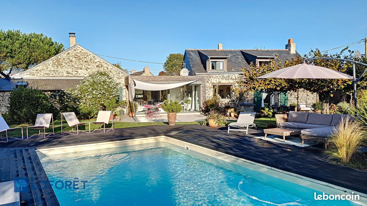 Maison 8 pièces 215 m² · à Les Touches · 215 m² · 653 000 €