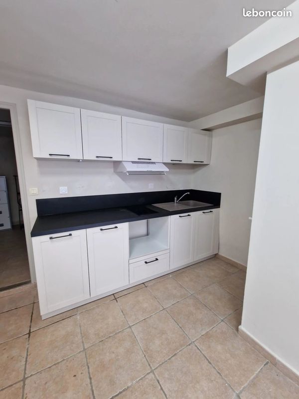 Appartement 1 pièce 30 m² · à Jouques · 30 m² · 500 €/mois