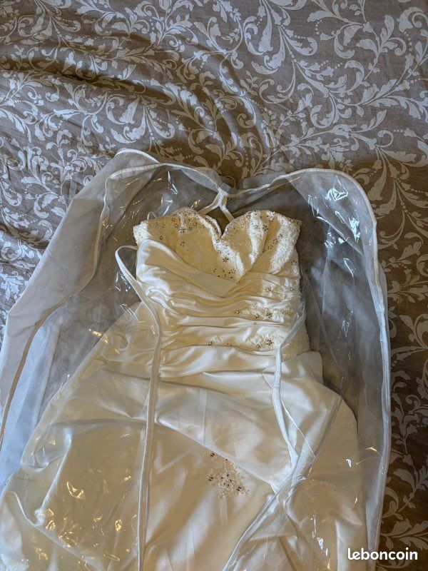 Robe de mariée (image 1)