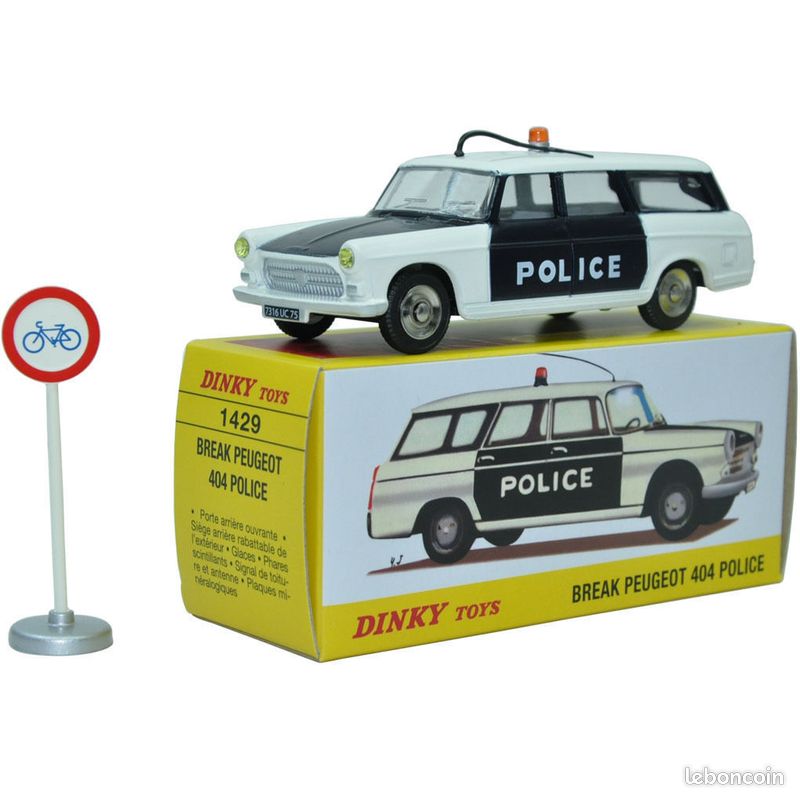 FIAT 1800 BREAK BLEUE #548 N°22 DE LA SÉRIE 1 DE 06/2010 PAR DINKY TOYS