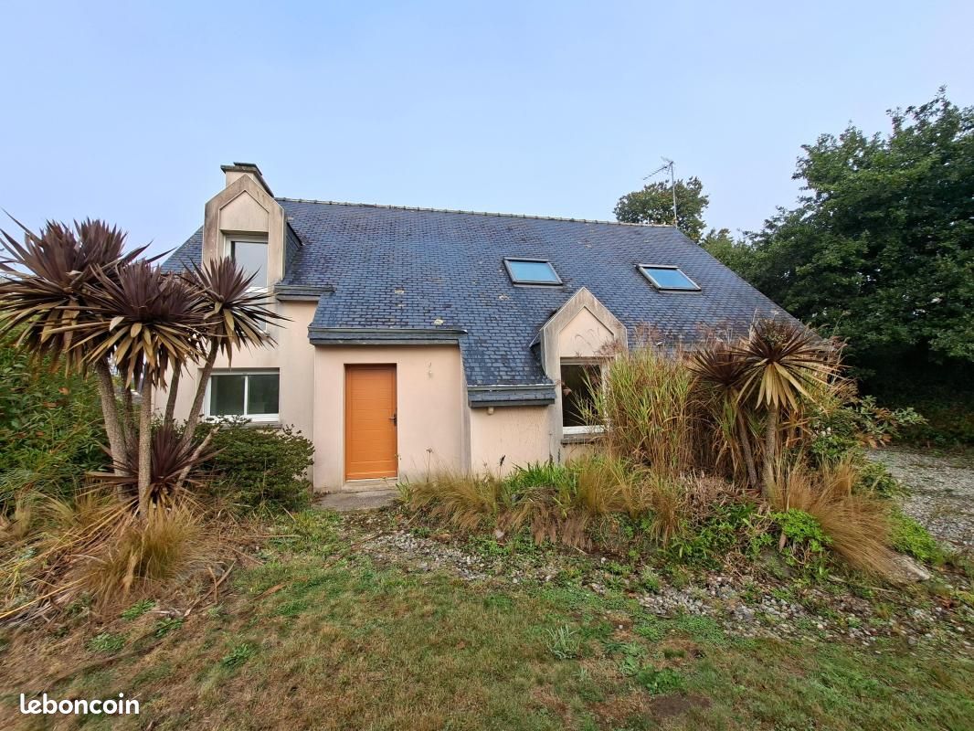 Maison 5 pièces 114 m² · à Saint-Nicolas-du-Pélem · 114 m² · 800 €/mois