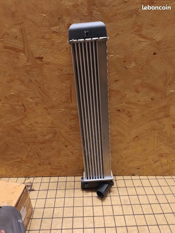 Intercooler Rover 75 diesel MG ZT (image 1)