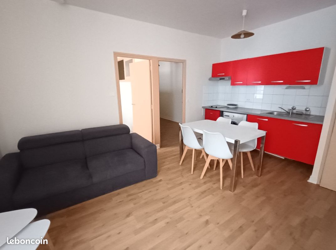 Appartement 3 pièces 37 m² · à Aurillac · 37 m² · 400 €