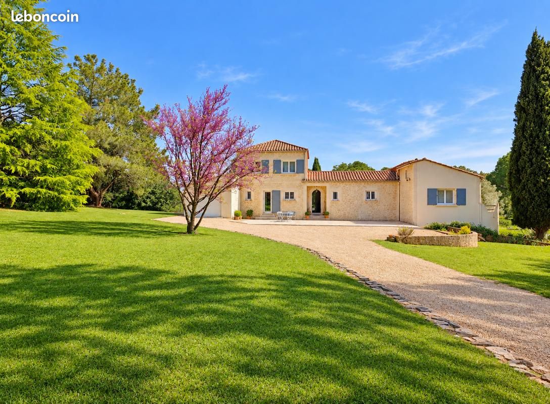 Maison 5 pièces 210 m² · à Générac · 210 m² · 680 000 €
